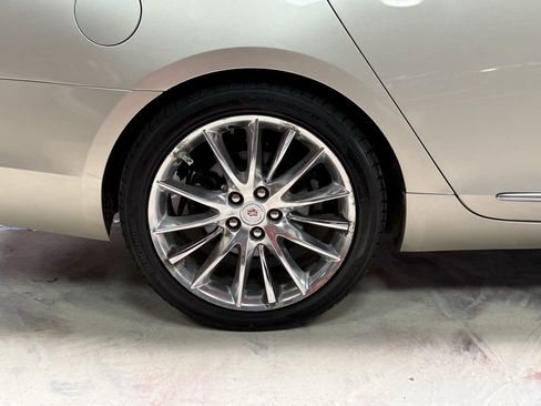 Used 2013 Cadillac XTS Platinum w/ Driver Assist Package FWD image 28