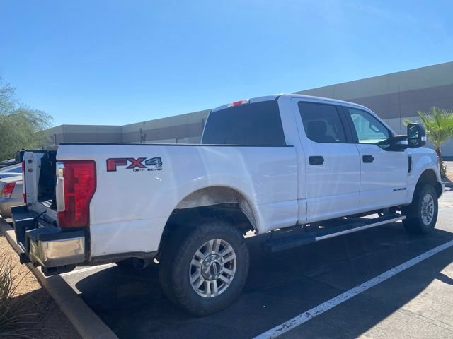 Used 2018 Ford F250 XLT w/ FX4 Off-Road Package AWD/4WD image 3