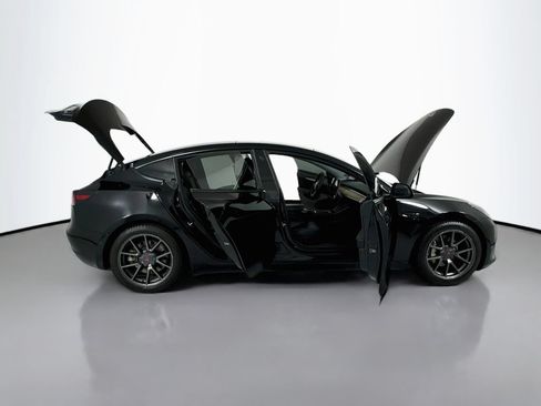 Used 2021 Tesla Model 3 Long Range AWD/4WD image 34