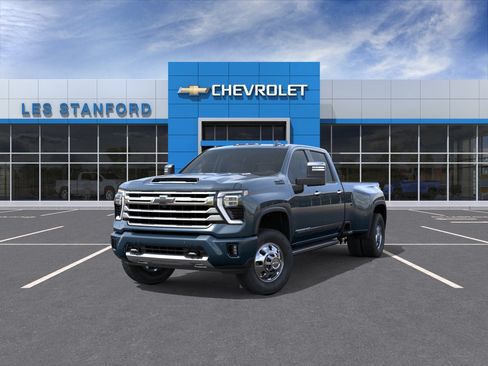 New 2026 Chevrolet Silverado 3500 High Country w/ High Country Premium Package AWD/4WD image 8