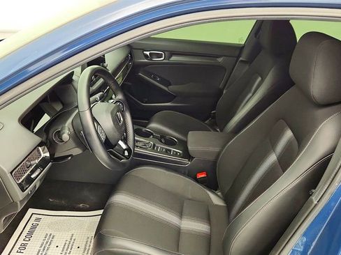 Used 2025 Honda Civic Sport image 19