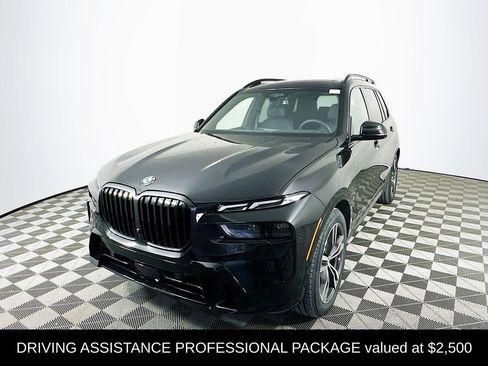 New 2026 BMW X7 xDrive40i w/ M Sport Package image 4