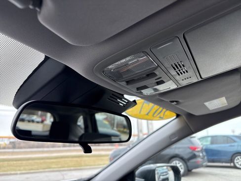 Used 2017 Honda CR-V EX image 50