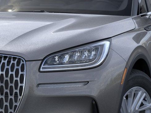 New 2025 Lincoln Corsair FWD image 18