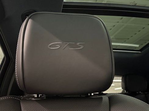 New 2026 Porsche Macan GTS image 23