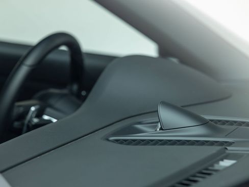 Used 2019 Porsche 911 Carrera image 34