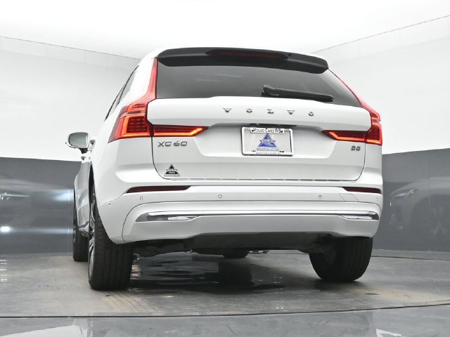 Used 2023 Volvo XC60 B5 Plus w/ Protection Package Premier FWD image 15