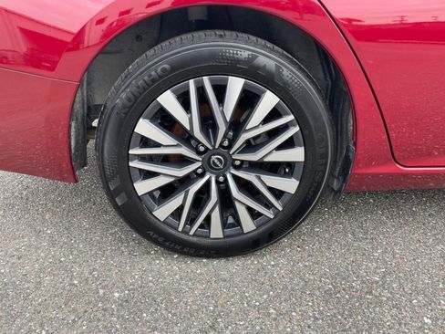 Used 2025 Nissan Altima 2.5 SV image 29