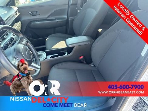 Used 2025 Hyundai Kona SEL FWD image 14