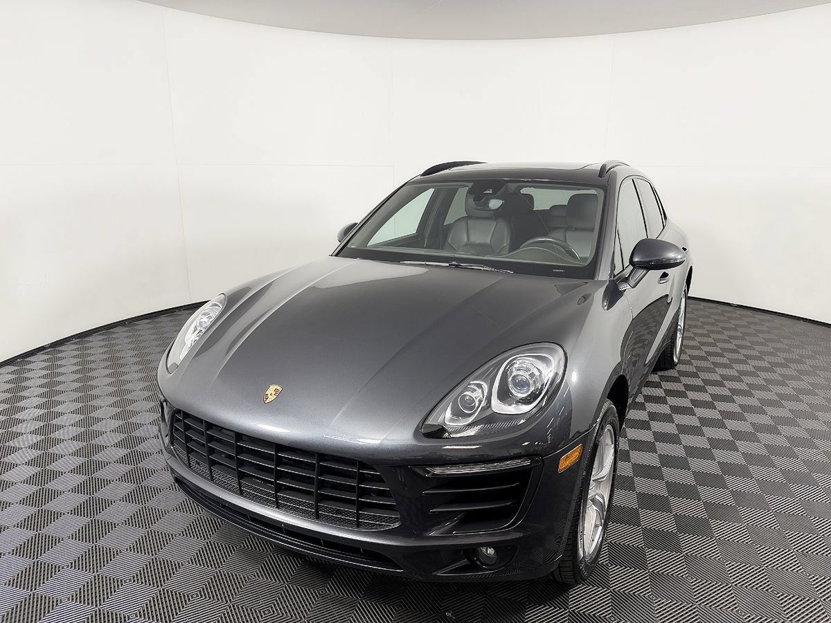 Used 2017 Porsche Macan AWD/4WD image 3