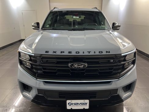 New 2026 Ford Expedition Platinum w/ Stealth Appearance Package image 2