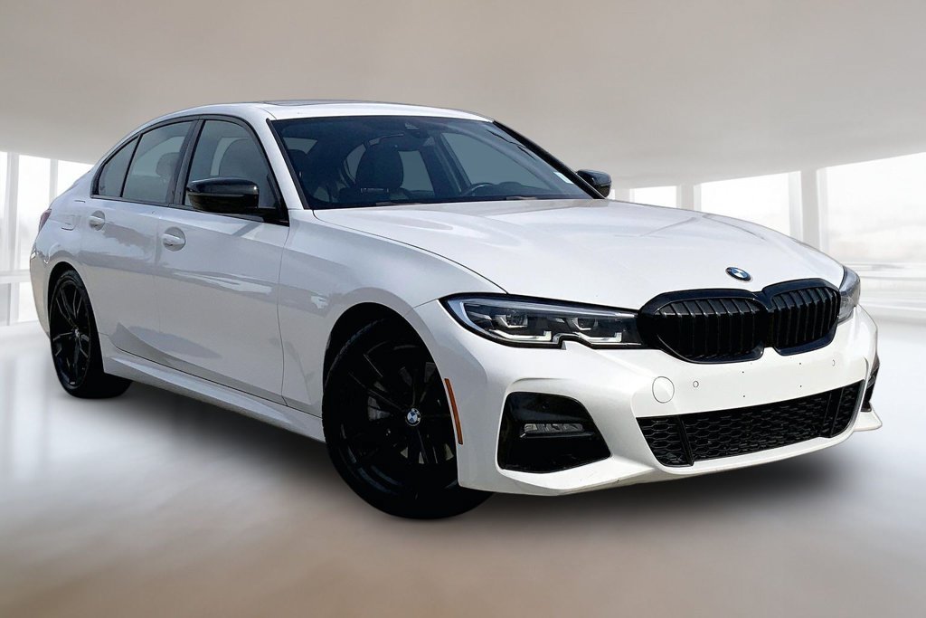 Used 2021 BMW 330i Sedan w/ M Sport Package RWD image 11