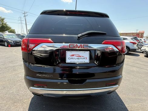Used 2017 GMC Acadia Denali w/ Technology Package AWD/4WD image 4
