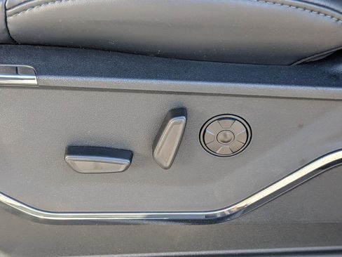 New 2026 Ford F350 Platinum w/ FX4 Off-Road Package image 21