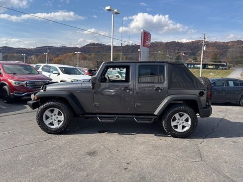 Used 2016 Jeep Wrangler Unlimited Sport w/ Quick Order Package 24S image 5