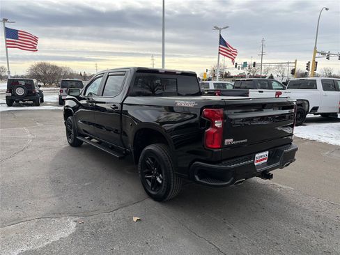 Used 2021 Chevrolet Silverado 1500 LT Trail Boss w/ Convenience Package II AWD/4WD image 5