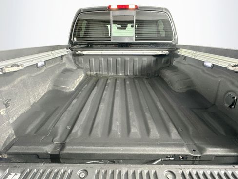 Used 2022 Nissan Frontier SV RWD image 27