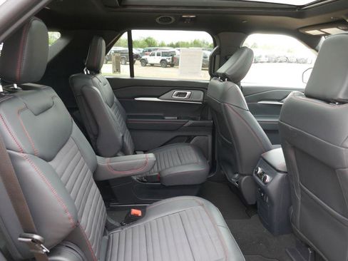 New 2026 Ford Explorer ST-Line image 12