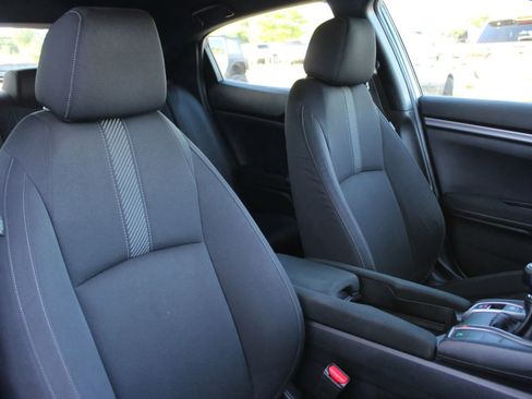 Used 2019 Honda Civic Sport image 25