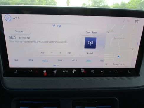 New 2025 Ford Maverick Lobo AWD/4WD image 16