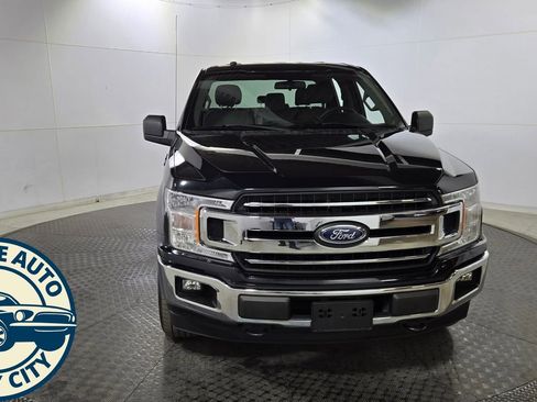 Used 2018 Ford F150 XLT AWD/4WD image 2