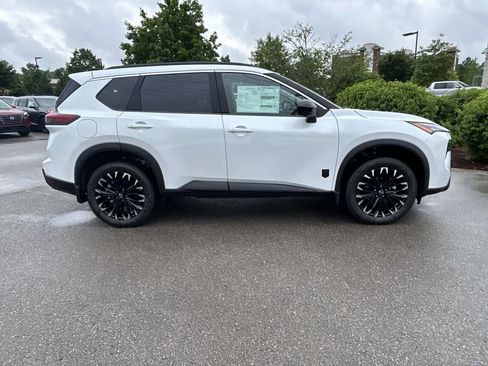 New 2026 Nissan Rogue SV AWD/4WD image 8