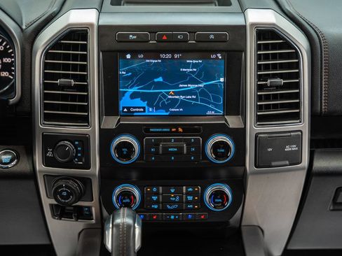 Used 2019 Ford F150 Platinum w/ Equipment Group 701A Luxury AWD/4WD image 27