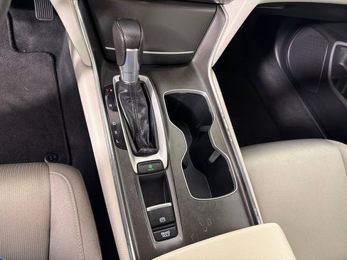 Used 2020 Honda Accord LX image 20