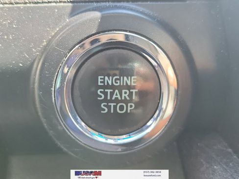 Used 2014 Toyota Camry SE w/ Leather Package FWD image 26