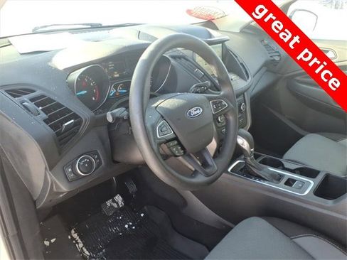 Used 2019 Ford Escape SE image 7