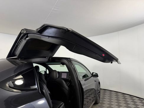 Used 2024 Tesla Model X AWD/4WD image 19