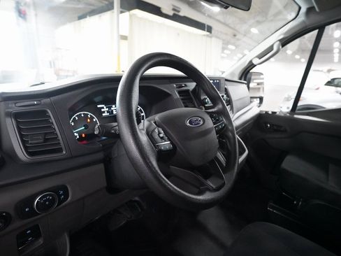 Used 2023 Ford Transit 250 Low Roof AWD w/ Exterior Upgrade Package image 7