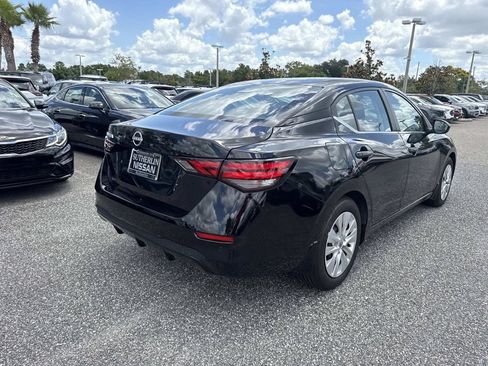 Certified 2025 Nissan Sentra S FWD image 4