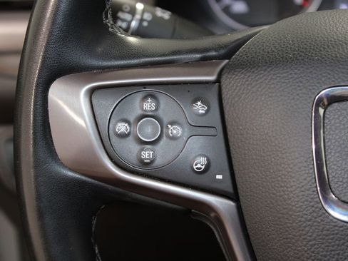 Used 2023 GMC Acadia AT4 w/ Preferred Package image 40