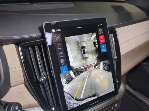 New 2026 Volvo XC90 B5 Plus w/ Protection Package image 23