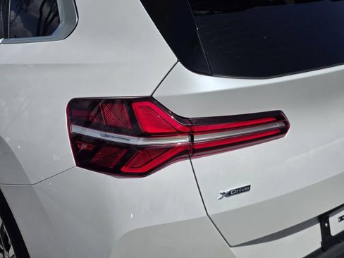 Used 2025 BMW X3 xDrive30i AWD/4WD image 7