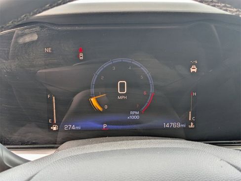 Used 2025 Chevrolet Trax LT w/ LT Convenience Package image 20