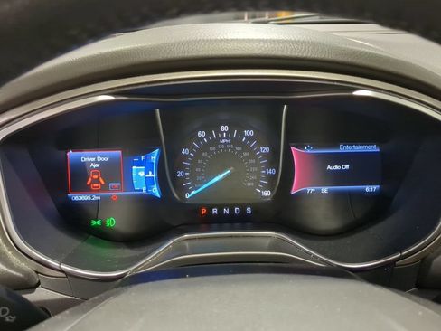 Used 2016 Ford Fusion SE w/ Equipment Group 202A FWD image 16