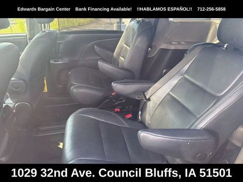Used 2015 Toyota Sienna SE FWD image 18