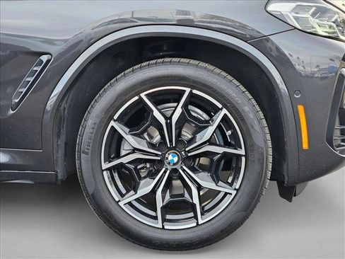 Certified 2025 BMW X4 xDrive30i w/ Premium Package image 24