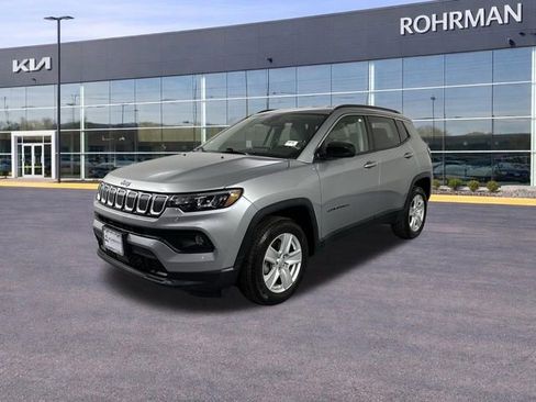 Used 2022 Jeep Compass Latitude AWD/4WD image 1