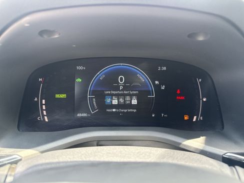 Used 2025 Toyota Camry SE FWD image 17