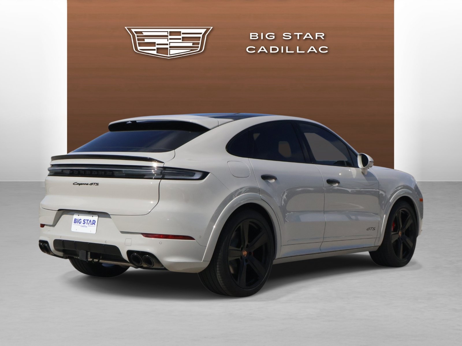 Used 2026 Porsche Cayenne GTS AWD/4WD image 5