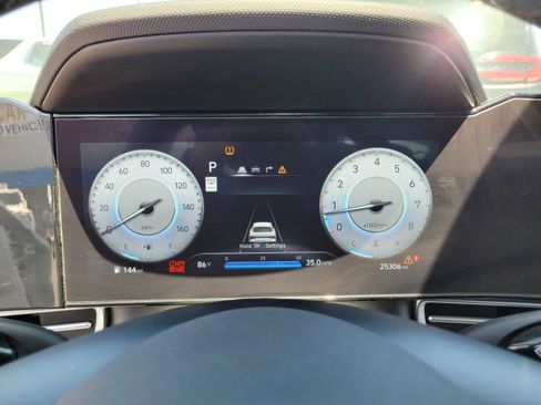 Used 2025 Hyundai Elantra SEL FWD image 25