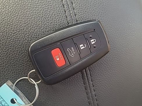 Used 2019 Toyota RAV4 Limited w/ All Weather Liner Package AWD/4WD image 29