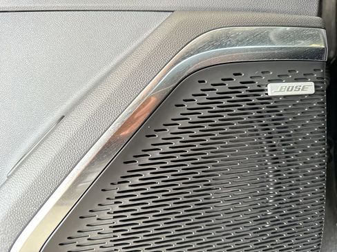 New 2026 GMC Acadia Denali w/ Super Cruise Package FWD image 12