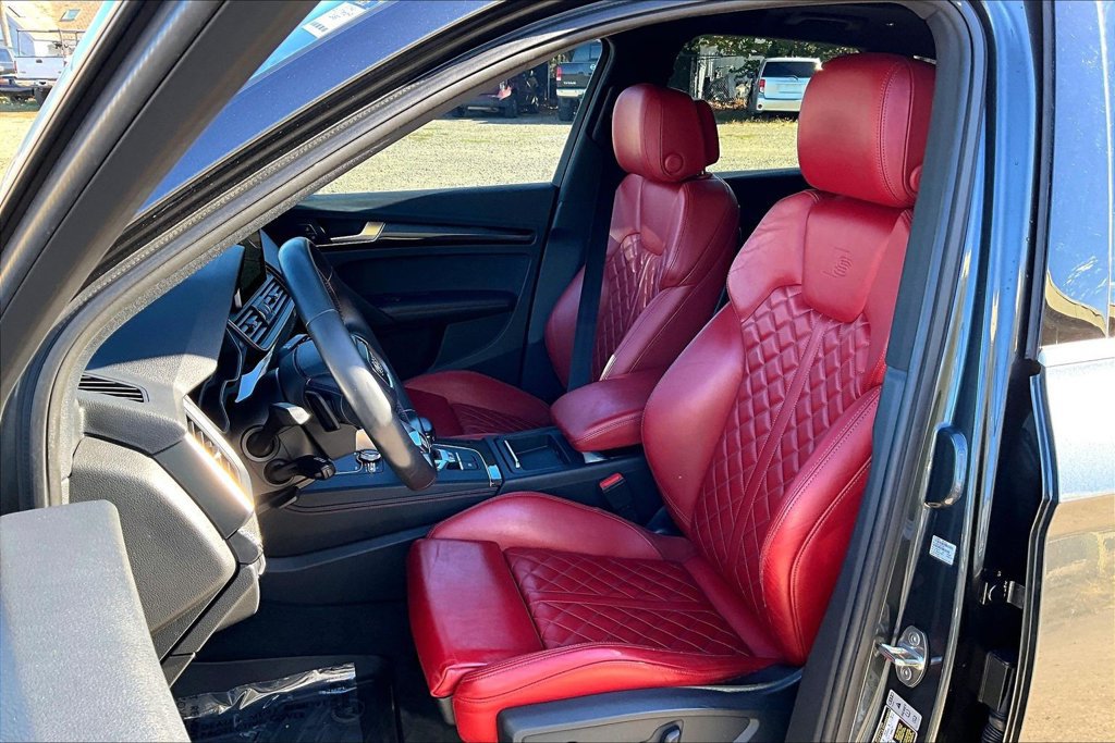 Used 2018 Audi SQ5 Premium Plus w/ S Sport Package AWD/4WD image 9