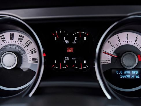 Used 2011 Ford Mustang GT Premium w/ Electronics Pkg RWD image 61