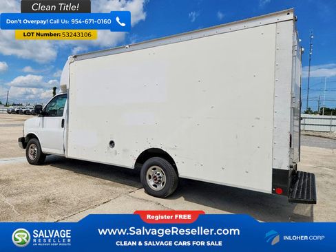 Used 2022 GMC Savana 3500 w/ Power Convenience Package RWD image 3