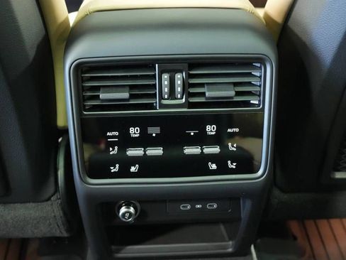 New 2026 Porsche Cayenne AWD/4WD image 25